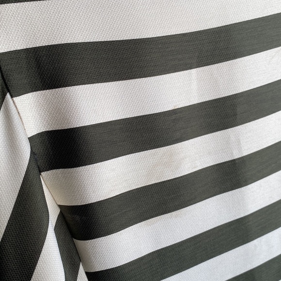 Lord and Taylor dress size 6 - Picture 16 of 17